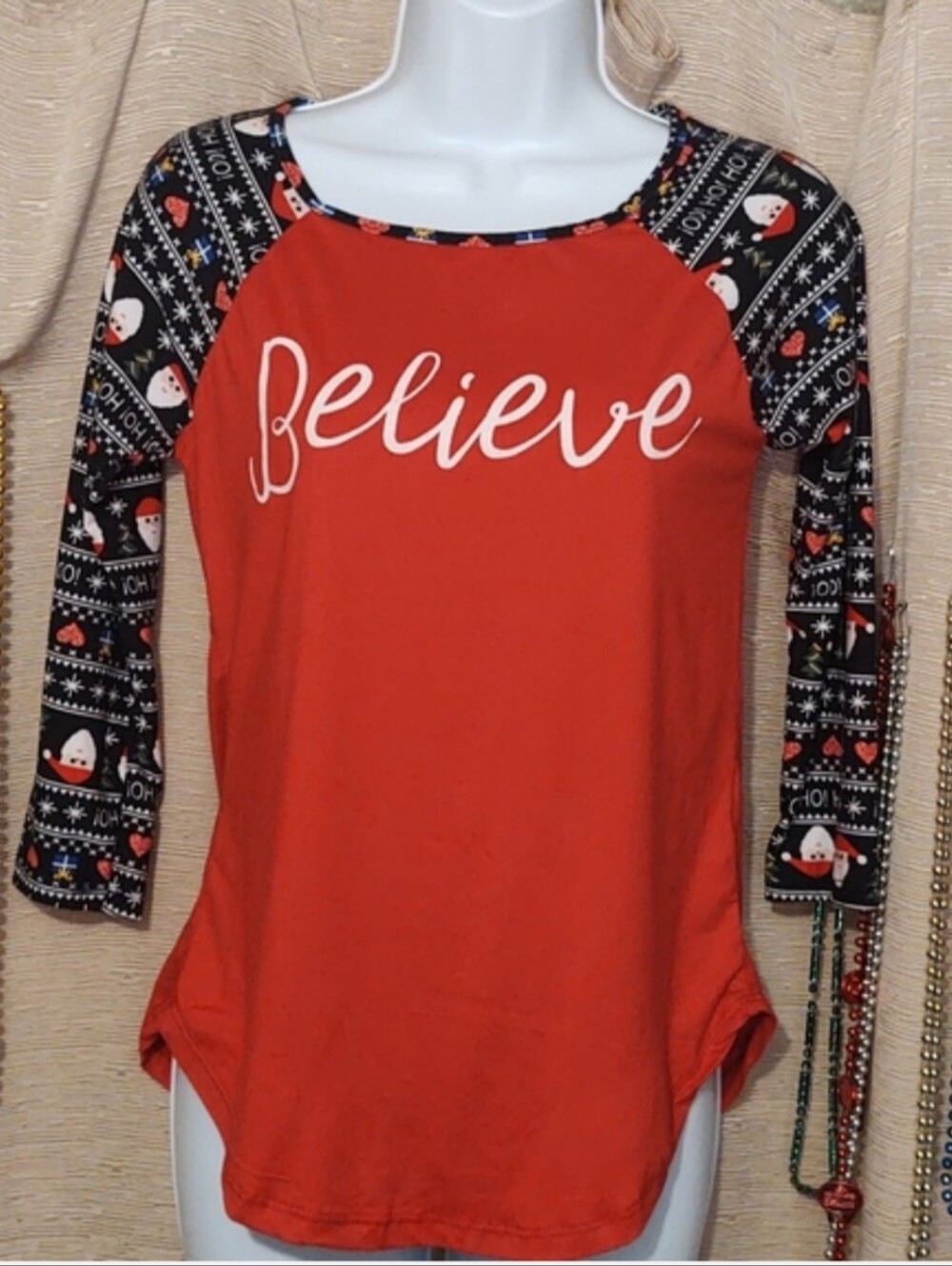 "Believe" Loungewear Tee Belle Tweed Red Small